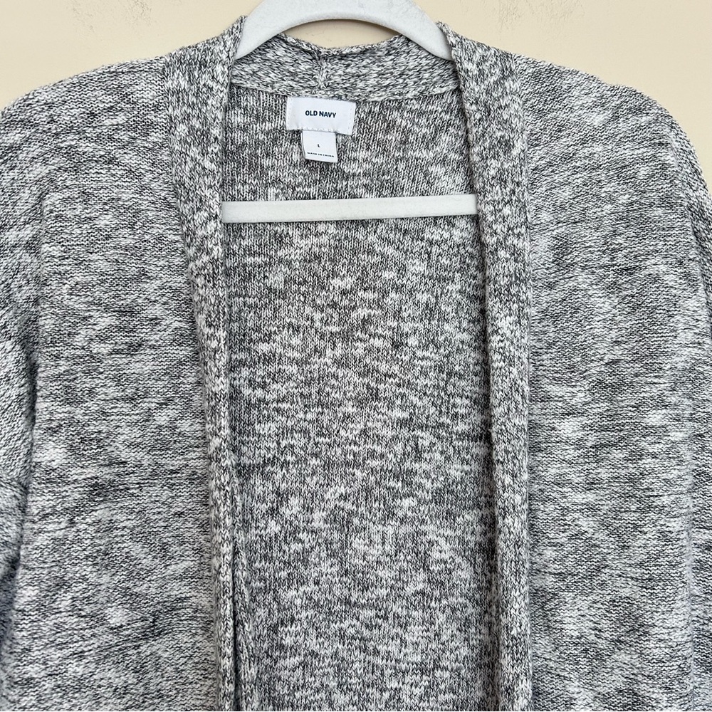 Old Navy Women’s Gray Marled Knit Open Cardigan - Picture 2 of 9